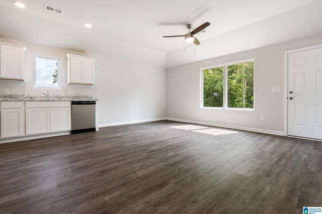 46 BROKEN ARROW LANE, Munford, AL 36268