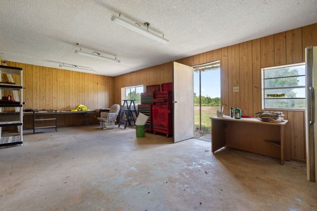 8 SW Poteet Road, Bryson, TX 76427