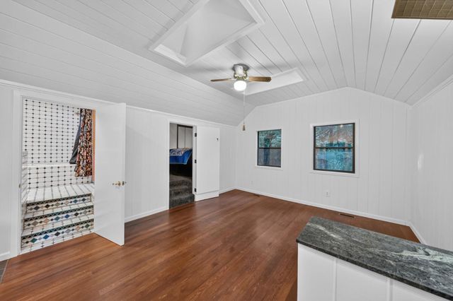 20905 Comanche Trail, Los Gatos, CA 95033