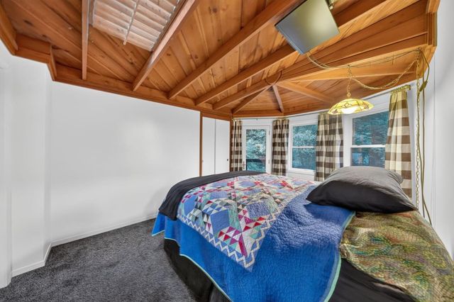 20905 Comanche Trail, Los Gatos, CA 95033