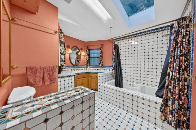 20905 Comanche Trail, Los Gatos, CA 95033