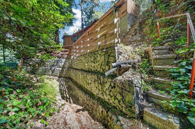 20905 Comanche Trail, Los Gatos, CA 95033
