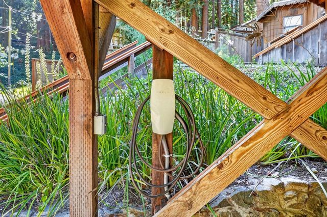 20905 Comanche Trail, Los Gatos, CA 95033