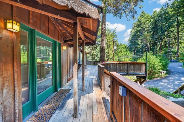 20905 Comanche Trail, Los Gatos, CA 95033