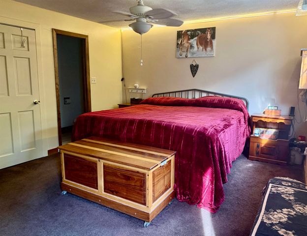 29 Tandy Road, Deerfield, NH 03037