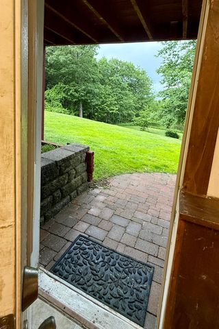 29 Tandy Road, Deerfield, NH 03037