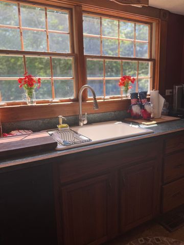 29 Tandy Road, Deerfield, NH 03037