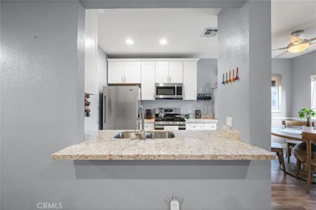 158 Maegan 7, Thousand Oaks, CA 91362