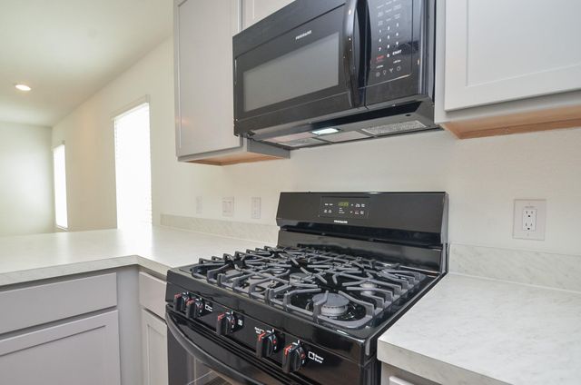 18119 Rockvine Drive, Hockley, TX 77447