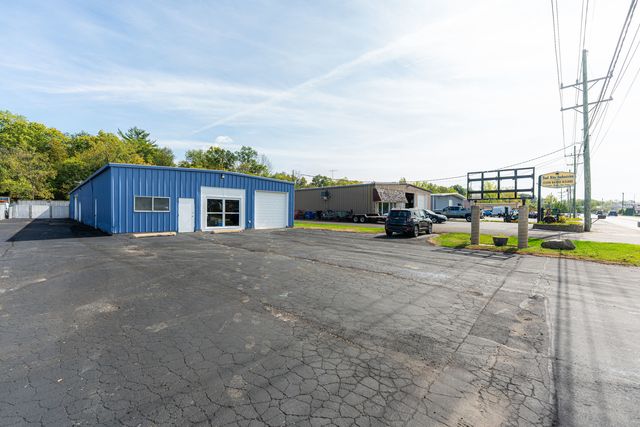 560 S River Street, Batavia, IL 60510