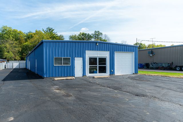 560 S River Street, Batavia, IL 60510