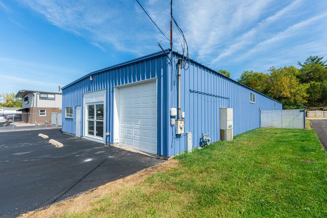 560 S River Street, Batavia, IL 60510