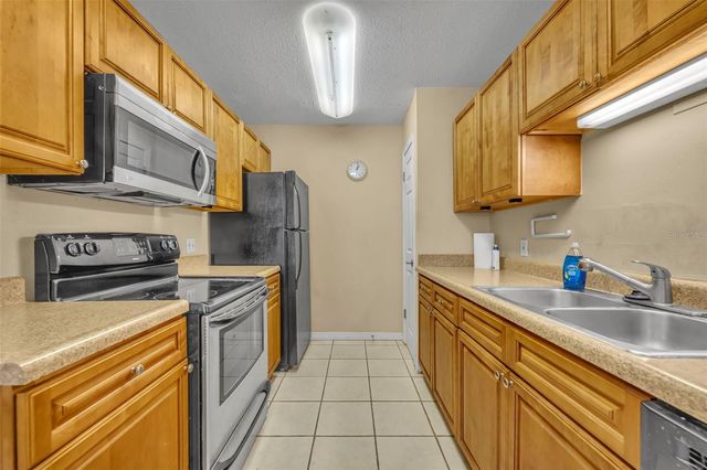 1695 LEE ROAD E116, Winter Park, FL 32789