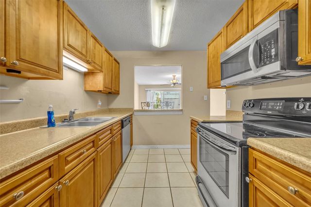 1695 LEE ROAD E116, Winter Park, FL 32789