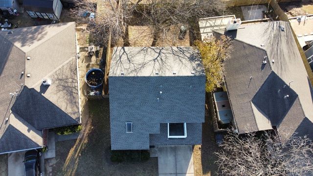 8932 E 87th Place, Tulsa, OK 74133