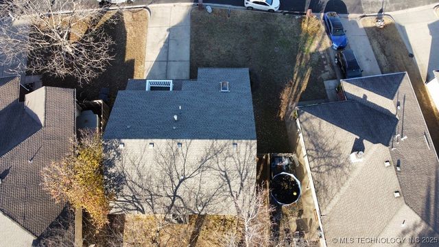 8932 E 87th Place, Tulsa, OK 74133