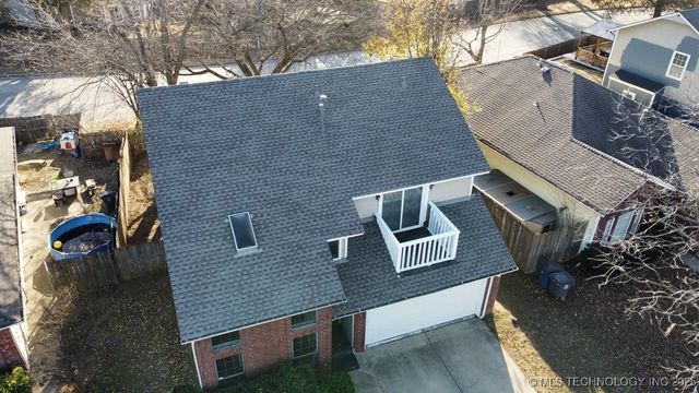 8932 E 87th Place, Tulsa, OK 74133