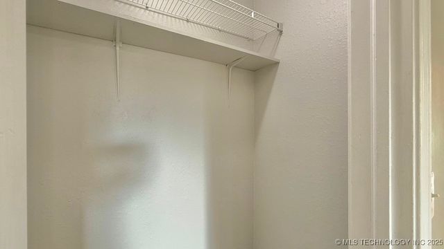 8932 E 87th Place, Tulsa, OK 74133