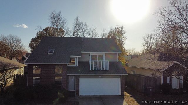 8932 E 87th Place, Tulsa, OK 74133