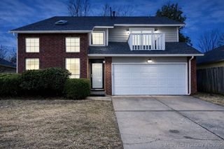 8932 E 87th Place, Tulsa, OK 74133