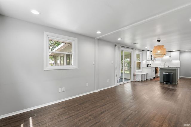 1621 Lindenwood Avenue, Fort Wayne, IN 46808