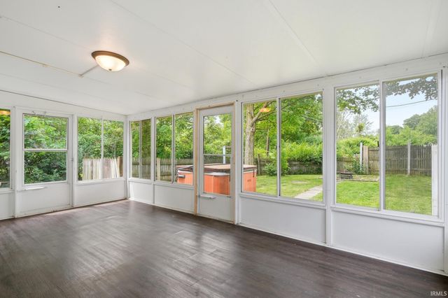1621 Lindenwood Avenue, Fort Wayne, IN 46808