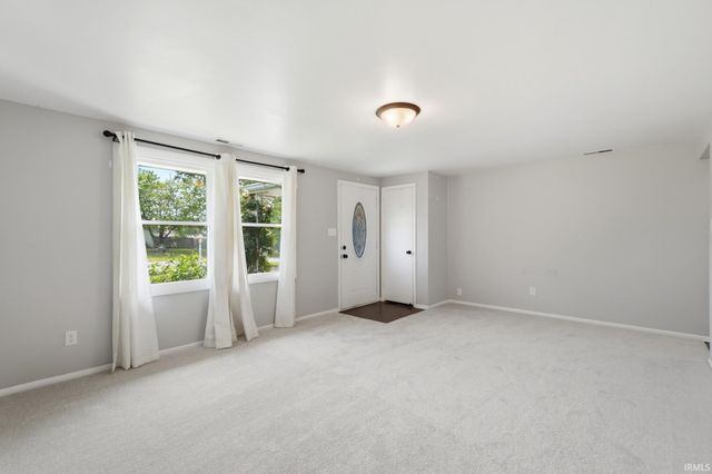 1621 Lindenwood Avenue, Fort Wayne, IN 46808