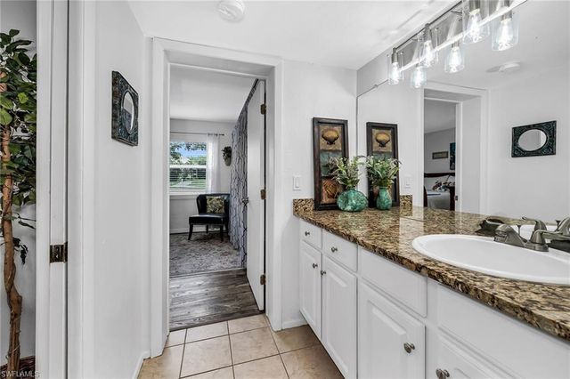 13240 White Marsh LN 5, Fort Myers, FL 33912