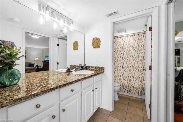 13240 White Marsh LN 5, Fort Myers, FL 33912