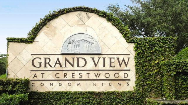 400 CRESTWOOD Court N 417, Royal Palm Beach, FL 33411