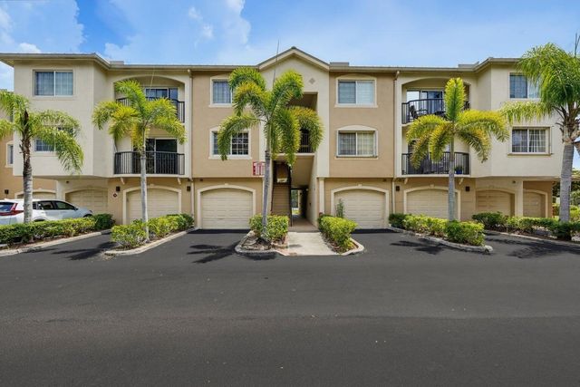 400 CRESTWOOD Court N 417, Royal Palm Beach, FL 33411