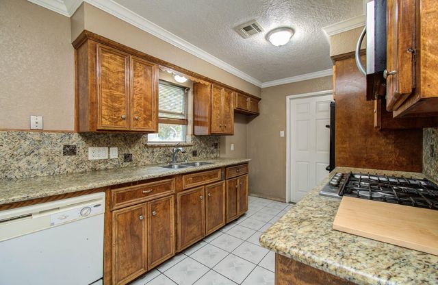 2508 Grape Lane, Pasadena, TX 77502