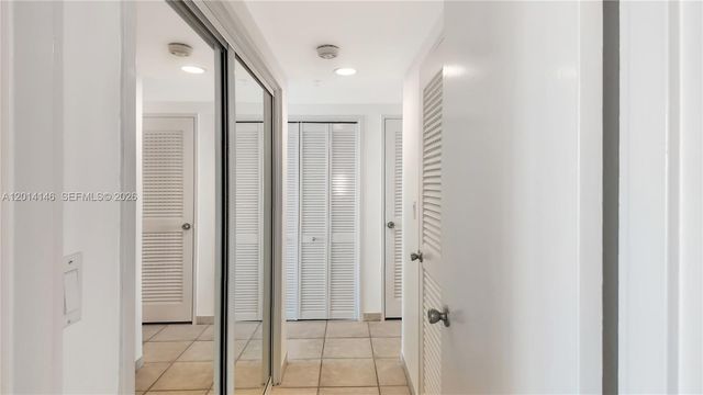5601 Collins Ave 711, Miami Beach, FL 33140