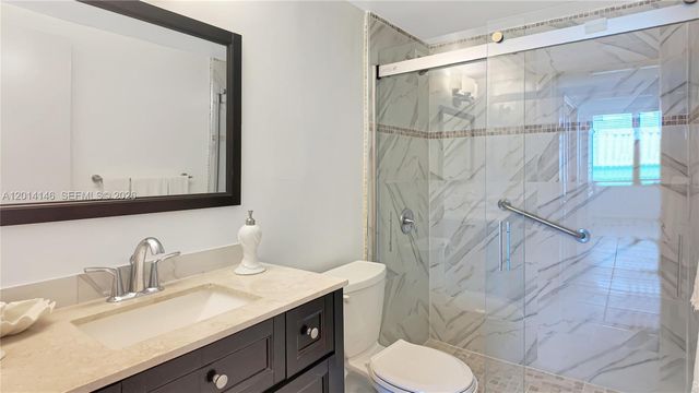 5601 Collins Ave 711, Miami Beach, FL 33140