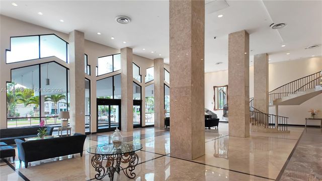 5601 Collins Ave 711, Miami Beach, FL 33140