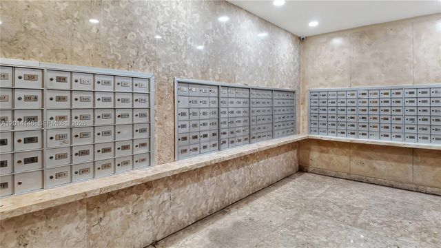 5601 Collins Ave 711, Miami Beach, FL 33140