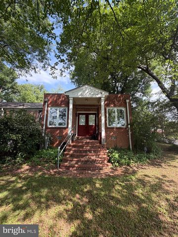 7314 IDYLWOOD RD, Falls Church, VA 22043