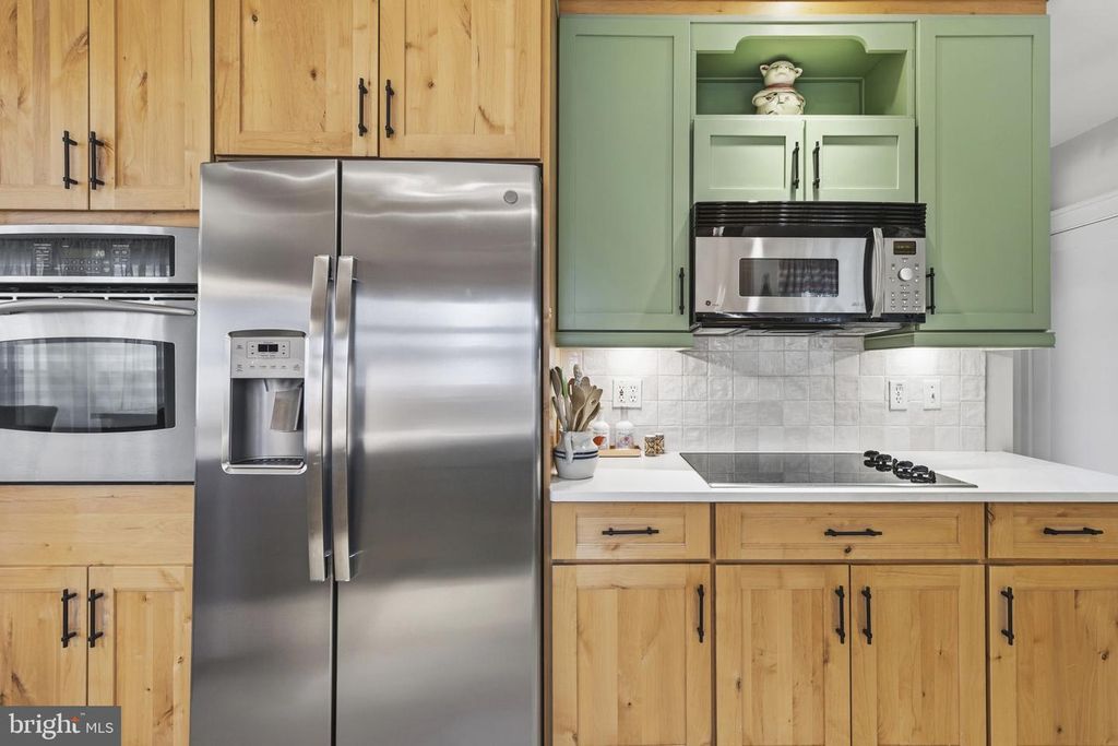 Image 14 of property listing at 555 GILES ST, Havre De Grace, MD 21078