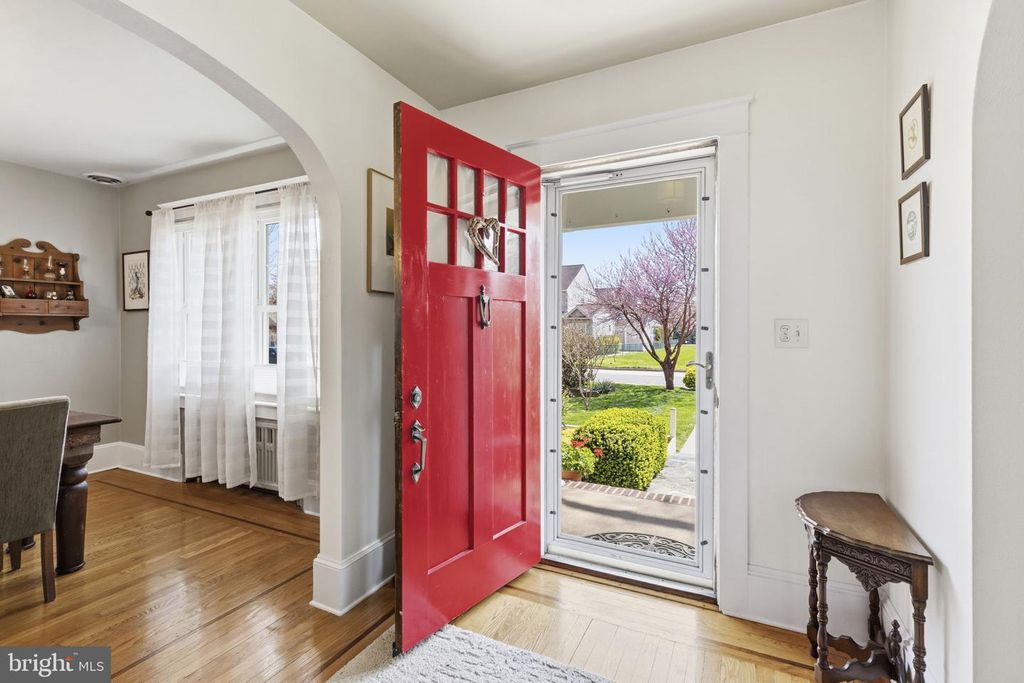 Image 2 of property listing at 555 GILES ST, Havre De Grace, MD 21078