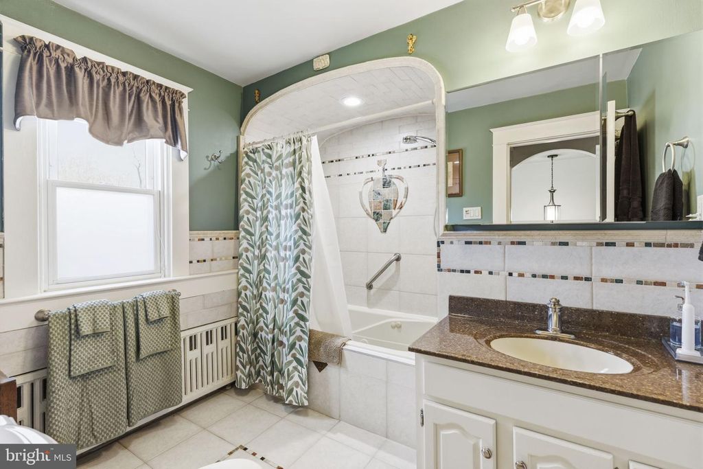 Image 25 of property listing at 555 GILES ST, Havre De Grace, MD 21078