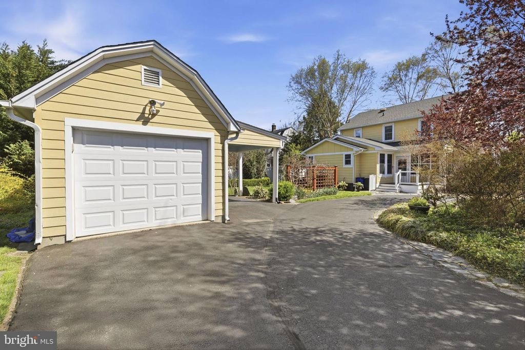 Image 34 of property listing at 555 GILES ST, Havre De Grace, MD 21078