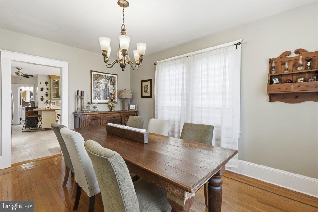 Image 9 of property listing at 555 GILES ST, Havre De Grace, MD 21078