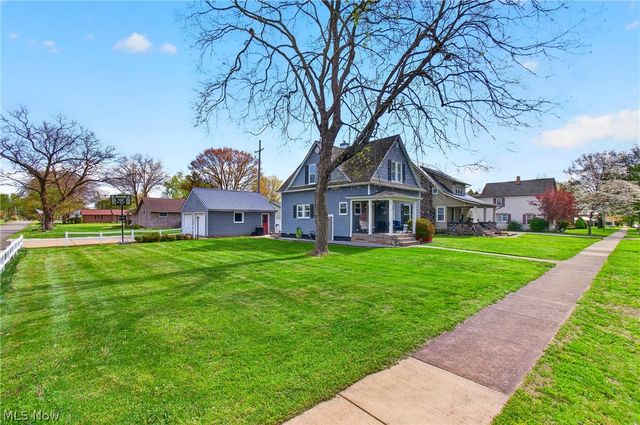 365 Poplar Street NW, Bolivar, OH 44612