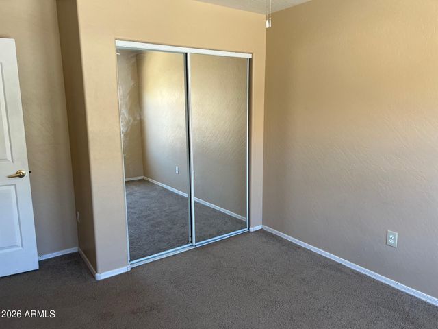 45 W MOUNTAIN SAGE Drive, Phoenix, AZ 85045