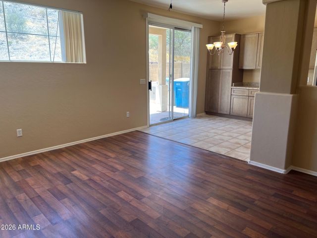 45 W MOUNTAIN SAGE Drive, Phoenix, AZ 85045