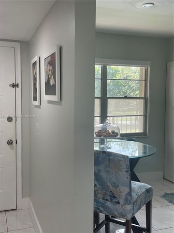 1011 SW 125th Ave 207M, Pembroke Pines, FL 33027