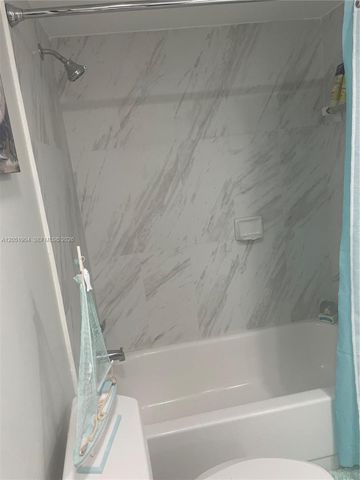 1011 SW 125th Ave 207M, Pembroke Pines, FL 33027