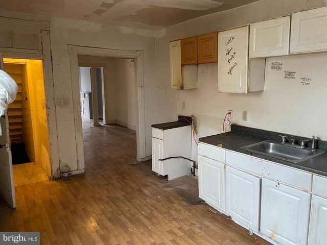 1822 AIKEN ST, Baltimore, MD 21213