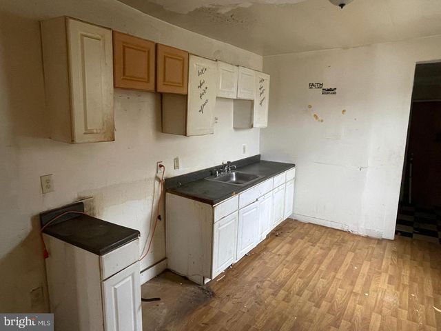 1822 AIKEN ST, Baltimore, MD 21213