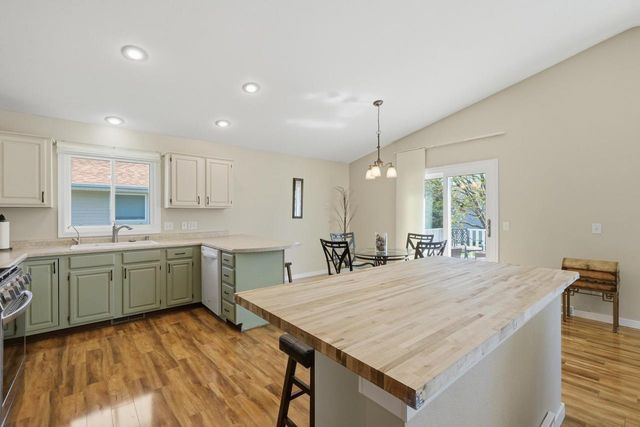 1541 Kuhle Drive, Sun Prairie, WI 53590